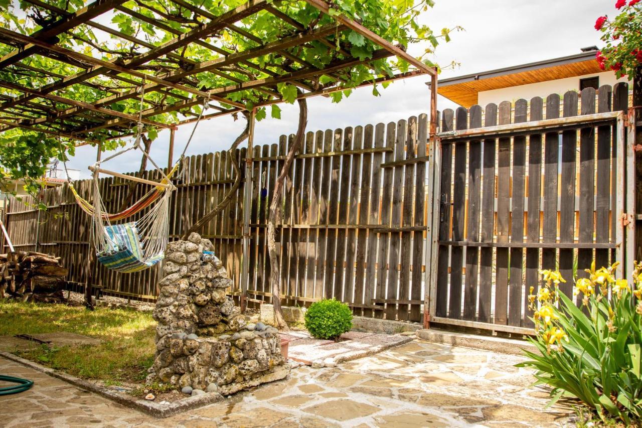 Villa Beni - 4 Bedroom Private House By Flаt Manаger Lozeneț Exterior foto