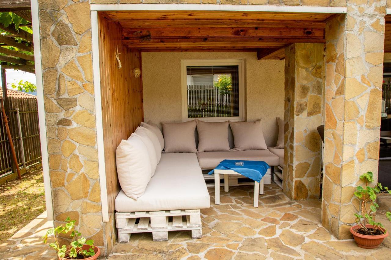 Villa Beni - 4 Bedroom Private House By Flаt Manаger Lozeneț Exterior foto